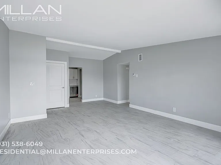 325 Capri Boulevard — Photo 57