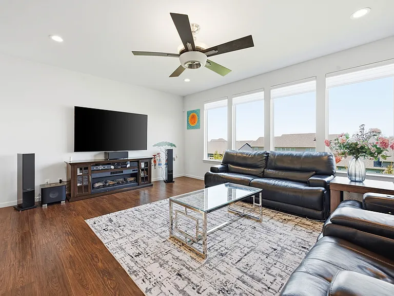 2332 Sand Cherry Dr — Photo 22