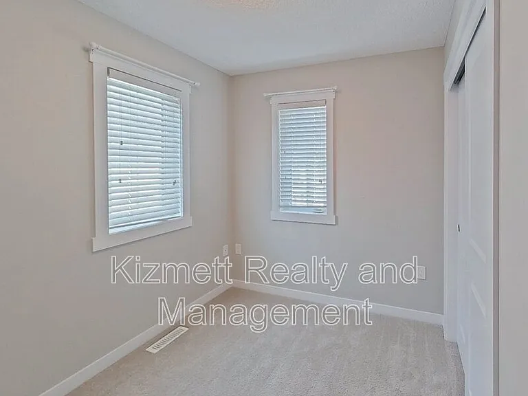 735 Allard Blvd SW #22 — Photo 23