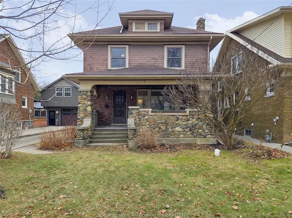 90 Stanley Ave, Chatham Kent, ON N7M 3J3