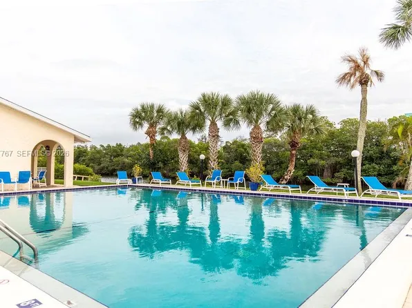 1815 Robalo Dr APT 201C, Vero Beach, FL 32960