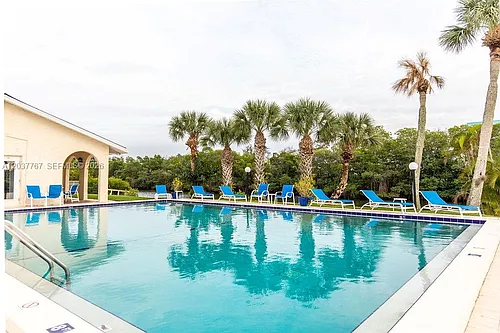 1815 Robalo Dr Photo 1