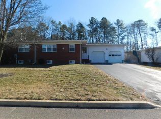 518 Laurel Brook Dr APT B, Brick, NJ 08724