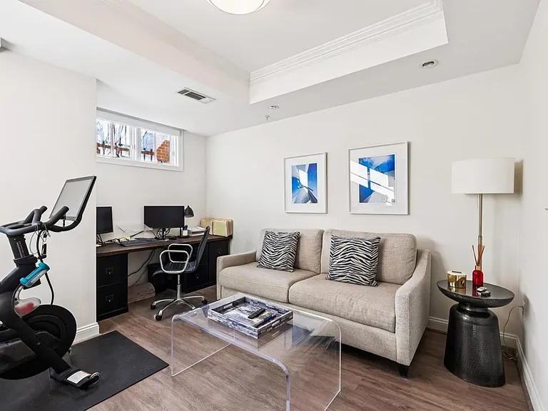 2501 Wisconsin Ave NW #7 — Photo 19
