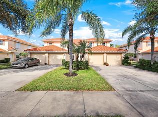 377 Robin Hood Cir UNIT 102, Naples, FL 34104