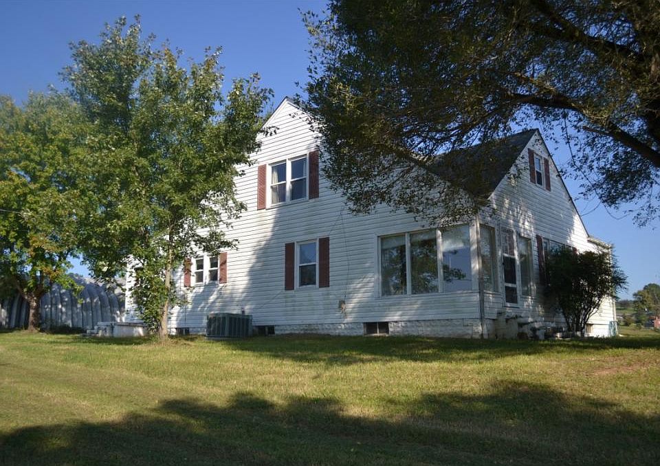 1st image of 321 Messick Ave