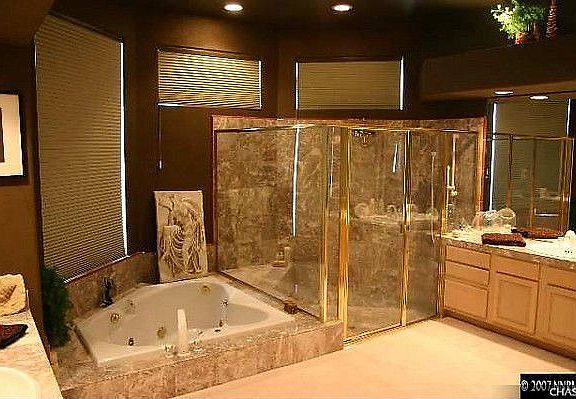 Exquisite master bathroom
