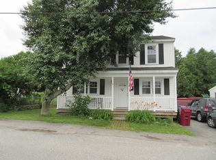 12 Monarch St, Lowell, MA 01854