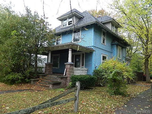 4461 Central Ave photo 1