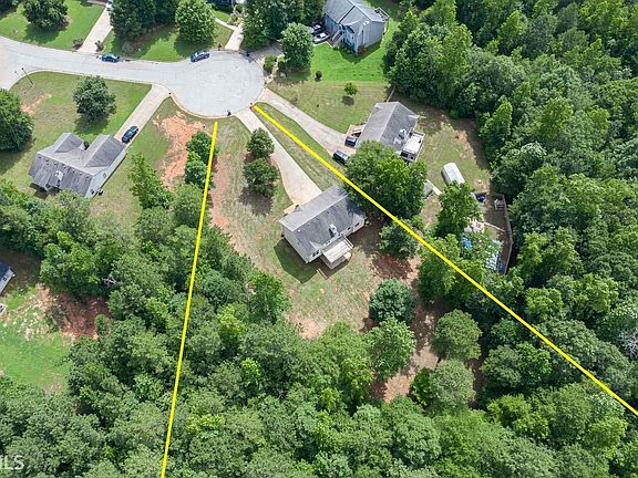 4th image of 390 Long Creek Dr
