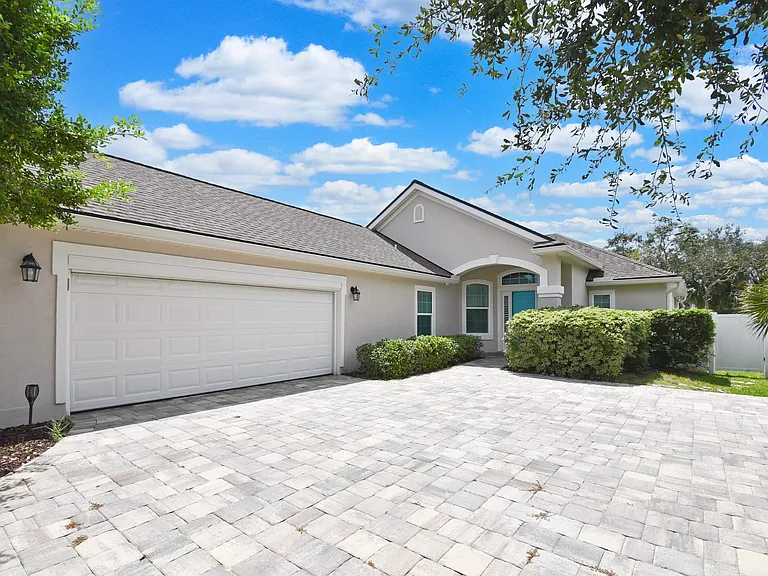 299 N Ocean Trace Rd — Photo 1