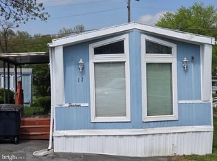 13 Earl Ln, Lititz, PA 17543