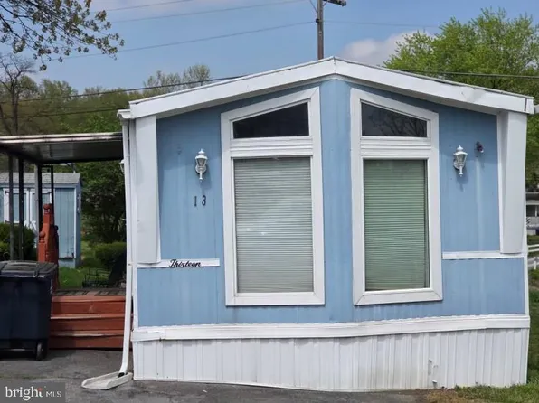 13 Earl Ln, Lititz, PA 17543