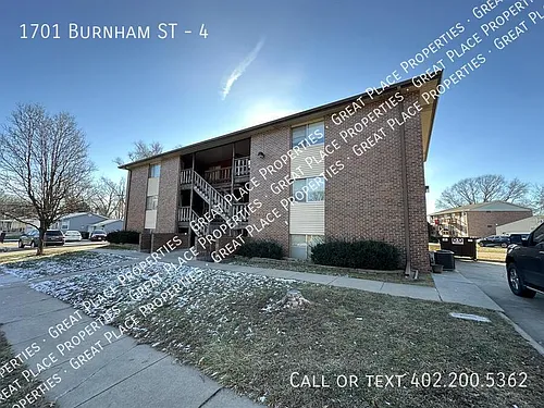 1701 Burnham St #4 Photo 1