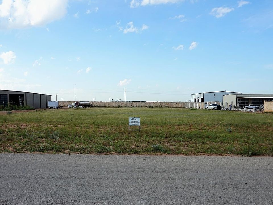 2nd image of 4006 E County Road 63