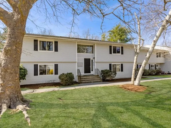 21-21B Beals Cove Rd, Hingham, MA 02043