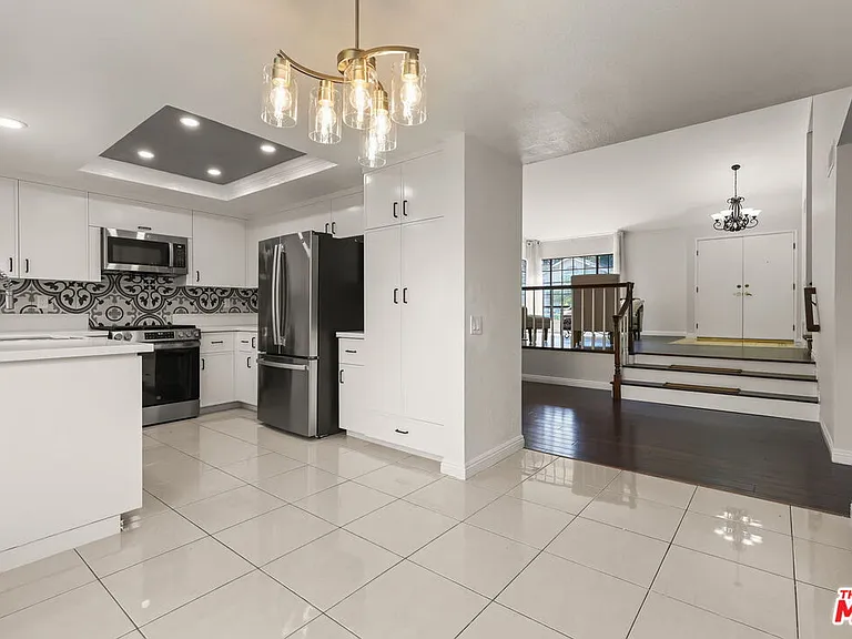 6501 Bradley Pl — Photo 13