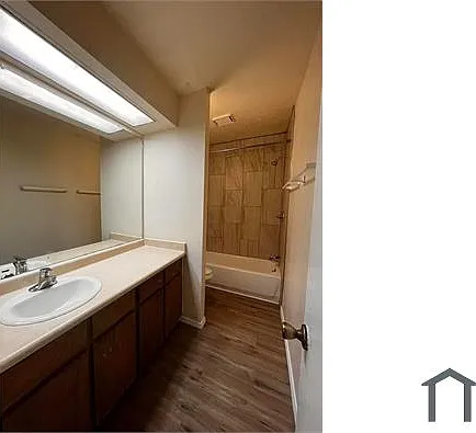 109 General Arnold St NE #A — Photo 1