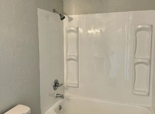 2209 Woodland Dr #3, Dubuque, IA 52002