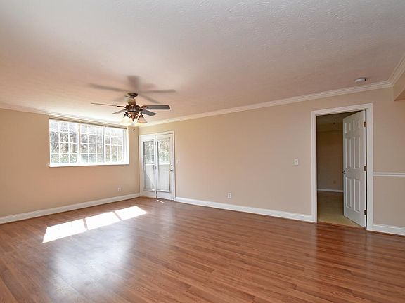 5th image of 9801 Regatta Dr #30106