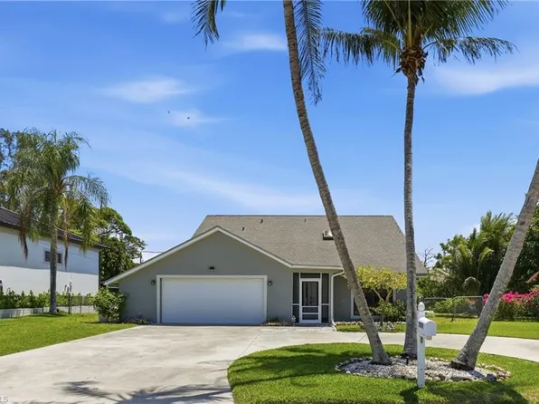 27099 Holly LN, BONITA SPRINGS, FL 34135