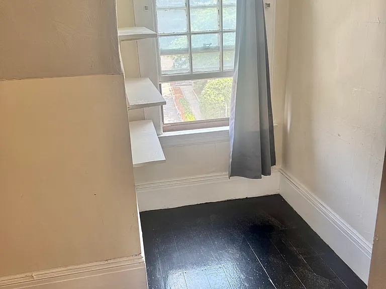 16 Braemore Rd #5 — Photo 7