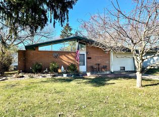 10921 Carnegie Dr, Cincinnati, OH 45240