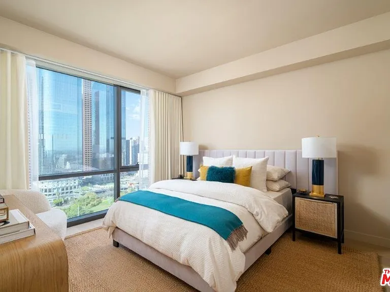 400 S Broadway Ave #809 — Photo 3