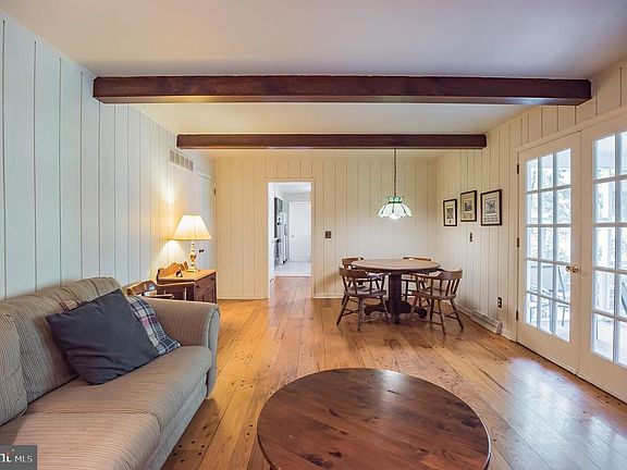 4th image of 2884 Wynnewood Dr