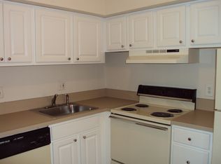 506 Stonybrook Dr, Woodbury, NJ 08096