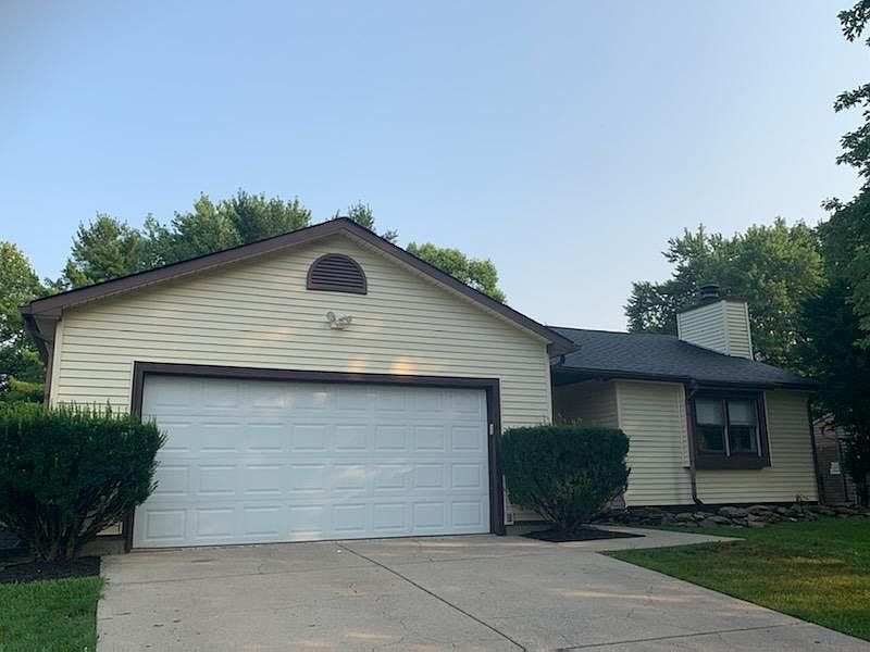 1st image of 8116 Clayburn Dr