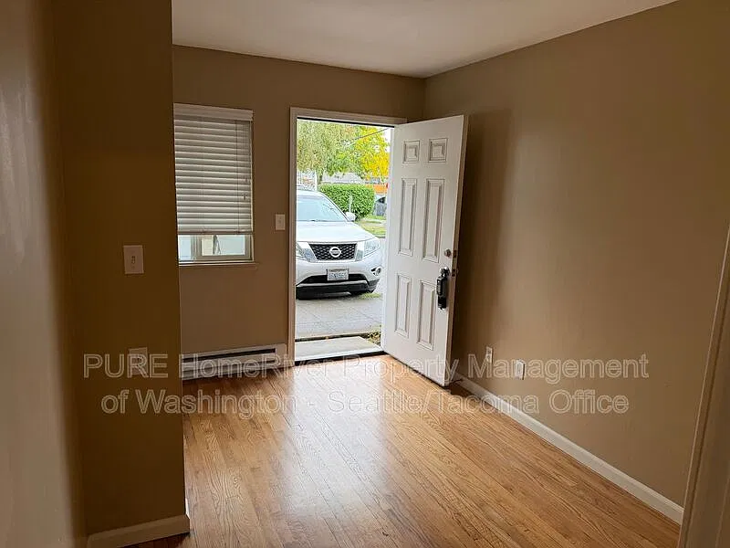 1 bed, 1.0 bath, 600 sqft, $1,200 — Photo 3