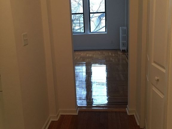 2nd image of 11937 Metropolitan Ave APT 4F