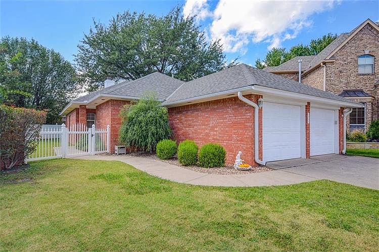 3836 Tudor Circle