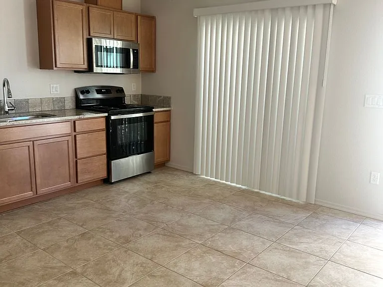 3064 Shoshone Dr #E101 — Photo 10