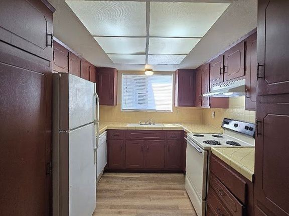 4th image of 1414 W Swift Ave APT 104