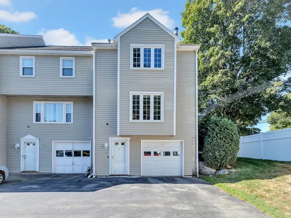 395 Donohue Rd APT 7, Dracut, MA 01826