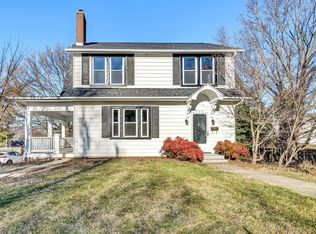 400 E Cleveland Ave, Vinton, VA 24179