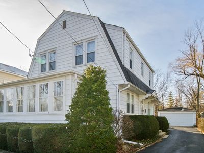 1346 Saint Johns Ave, Highland Park, IL, 60035