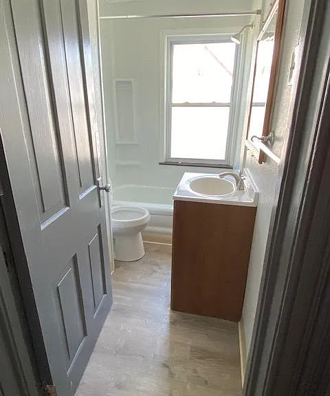 227 E High St — Photo 31