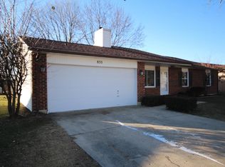 833 Southview Dr, Englewood, OH 45322