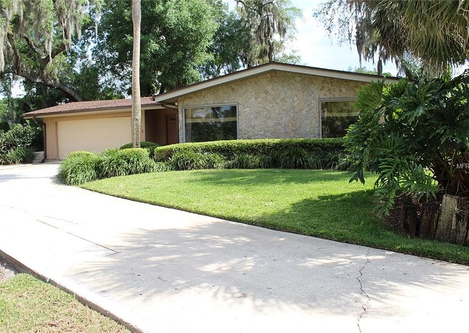 1st image of 2468 Lake Waumpi Dr