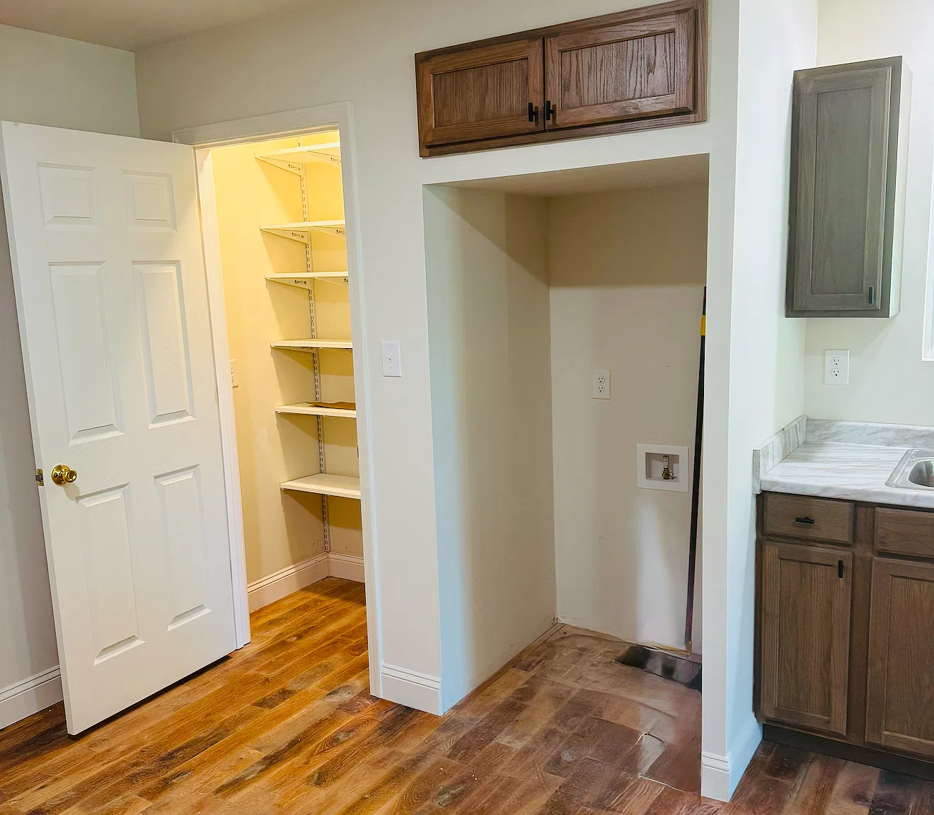 404 Lupo Dr — Photo 2
