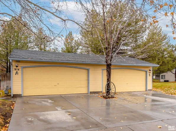 914 Round House Ln APT A, Carson City, NV 89701