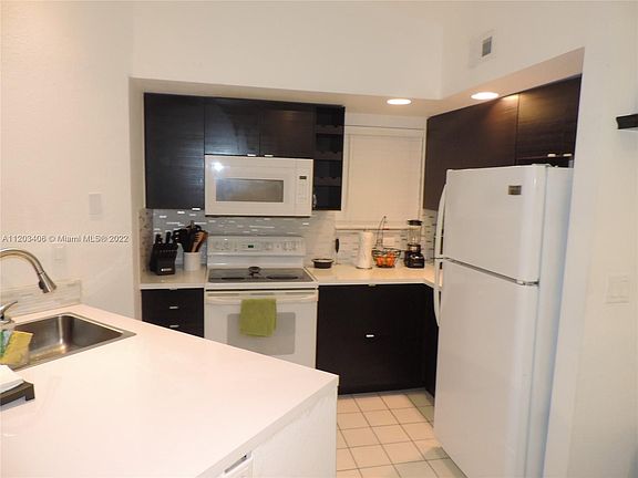 3rd image of 663 Vista Isles Dr APT 1727