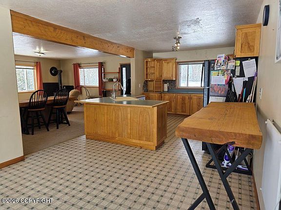 4th image of 606 Faa Rd