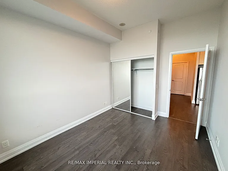 7890 Bathurst St #2301 — Photo 14