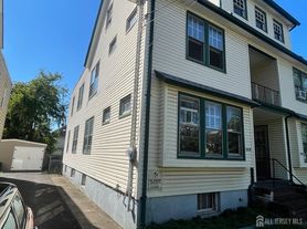 306-308 S 3rd Ave, Highland Park, NJ