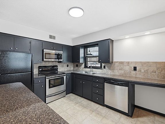 5th image of 734 S 50th St #4