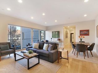 321 Union St APT 3B, Brooklyn, NY 11231